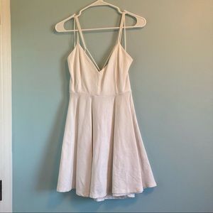 🤍white spaghetti strap dress🤍